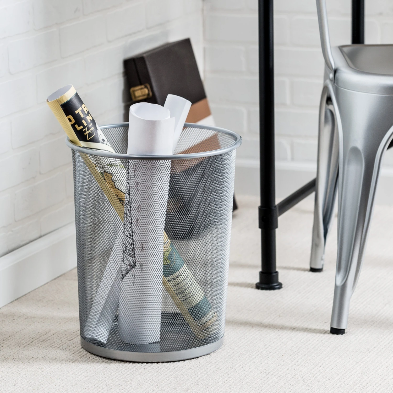 Silver 18L Small Wire Mesh Trash Can (Single Or 2-Pack) - Image 2